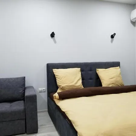아파트 Apartment Varosh *