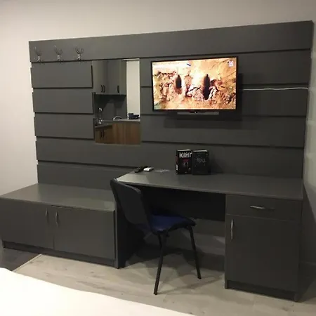 아파트 Apartment Varosh