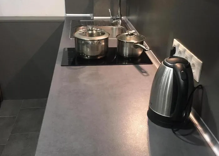아파트 Apartment Varosh *