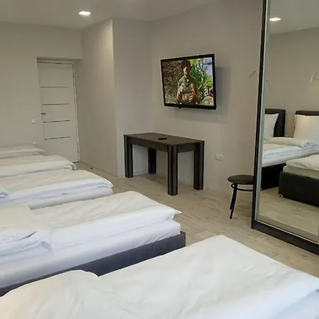 Lux Na Druhetiv Oujhorod